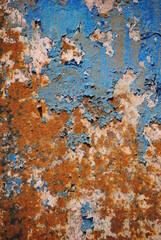 Texture bleue usée par le temps et l'eau d'une coque de bateau