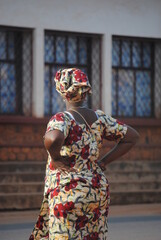 Femme burundaise de dos, Burundi, Afrique