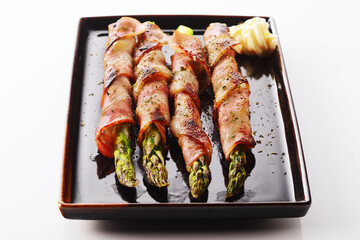 ベーコンのアスパラ巻き