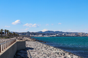 Obraz premium 馬堀海岸と富士山（神奈川県横須賀市）