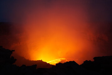 エチオピアのダナキル砂漠にあるエルタアレ火山