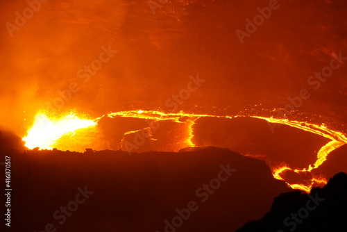 エチオピアの活火山エルタ アレ Wall Mural Wallpaper Murals 利恵 一柳