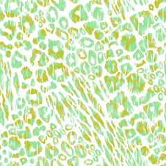 Wild animal skin seamless mix pattern. Green reptile skin print. 