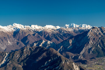 Fototapeta na wymiar Panorama from the alpine peak