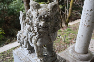七ツ淵神社の狛犬