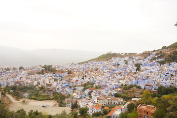 Fototapeta premium 青の町シャウエンの都市景観