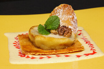 baked apple with walnuts on crispy toast