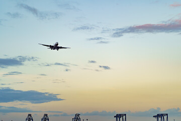 オレンジ色の空