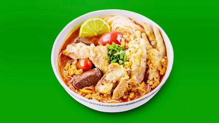 Rice vermicelli wiith northern Thai pork and feet chicken curry