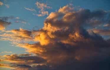 Kazakhstan. Endless steppes, going beyond the horizon, every day allow you to watch such beauty.