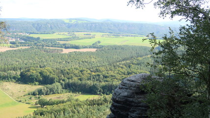 Sächsische Schweiz Felsenlandschaft beim Wandern