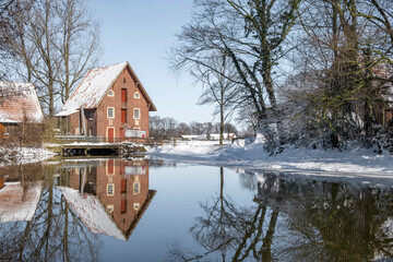 Fototapeta premium Düstermühle, Winter, Schnee