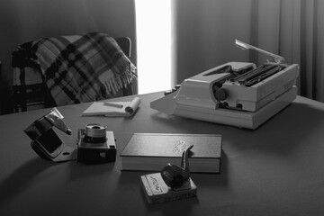 Retro installation of a journalist's desktop