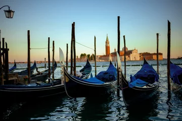  photo with gondola and san giorgio maggiore island © Alliance