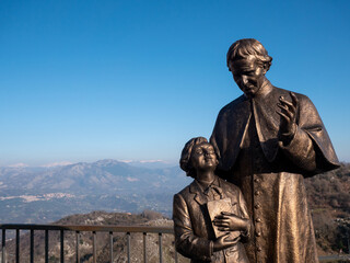 Fototapeta premium statua di Sant'Antonio da Padova, in Rocca di Cave, provincia di Roma