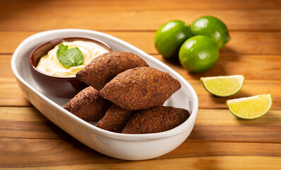 Kibbeh - The traditional Arabian snack, known in Brazil as Quibe (kibe).