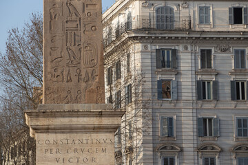 Fototapeta na wymiar Il basamento dell'obelisco in San Giovanni Laterano, in Roma