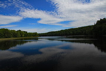 Fototapeta na wymiar Scenic lake in Maine