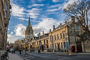 images of the historic Oxford city with its surrounding universities.