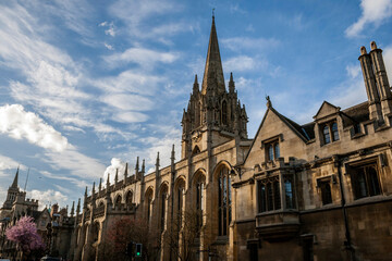 Fototapeta premium images of the historic Oxford city with its surrounding universities.