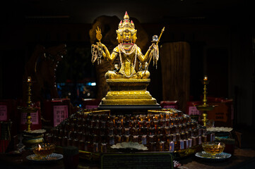 Buddha Statue in Gold plated_01