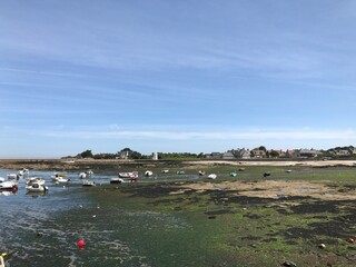 Barfleur im Département Manche in der Region Normandie Frankreich - Gezeitenkraft Gezeiten Ebbe...