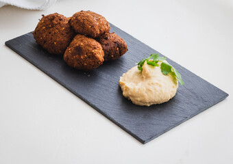 Falafel with Hummus, homemade hummus dip, chickpea recipe