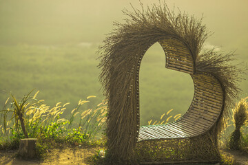 The background of the morning light, the wallpaper of the Twilight sky, the lake or the sea, is a natural beauty, seen between travel.