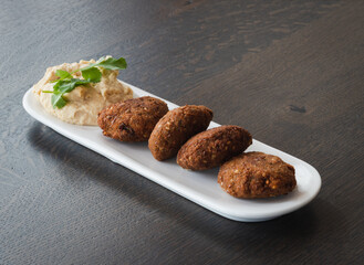 Falafel with Hummus, homemade hummus dip, chickpea recipe