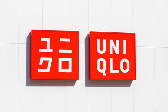 Uniqlo」の写真素材 | 1,755件の無料イラスト画像 | Adobe Stock