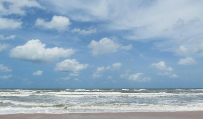 Fototapeta premium Beautiful ocean view on Atlantic coast of North Florida