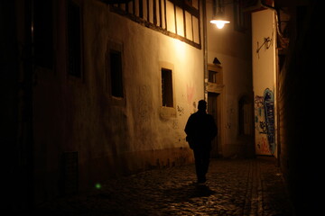冬のドイツの田舎街歩き。路地裏と灯り