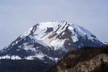 Fototapeta premium Beautiful snow mountain panorama seen from Meiringen, Switzerland.