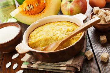 Pumpkin casserole with apple