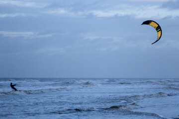 kite surfing in Zandvoort Niederlande