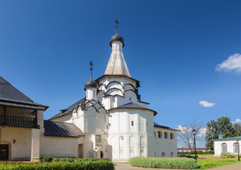 Fototapeta na wymiar Refectory Church of the assumption. Spaso-Efimiev Monastery. Suzdal, Russia