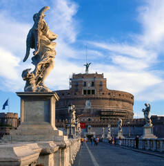 Roma. Ponte Sant'Angelo con statue verso il'omonimo Castello