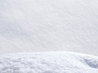 Obraz premium winter and christmas background with snow mountain and snowflakes on snowly background. snowfall border or banner for christmas, xmas and new year design