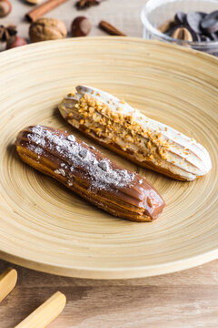 Vanilla and chocolate eclairs.
