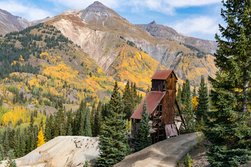 Ruins of the old Yankee Girl Gold Mine in the San Juan Mountains near Ouray, Colorado - obrazy, fototapety, plakaty