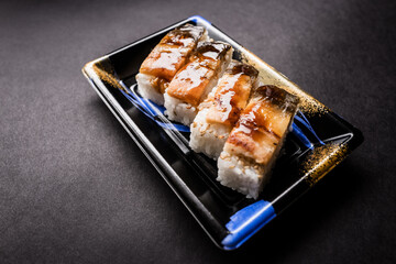 寿司 穴子の押し寿司 日本 横