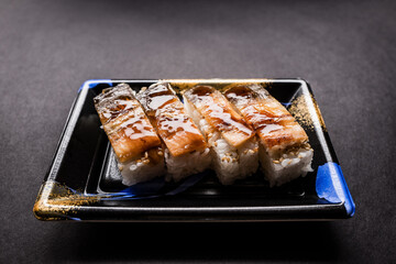 寿司 穴子の押し寿司 日本 横