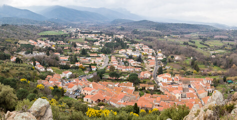 Fototapeta na wymiar Panorama de Rodès 