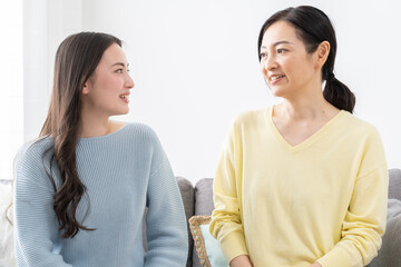 日本人 仲良し親子