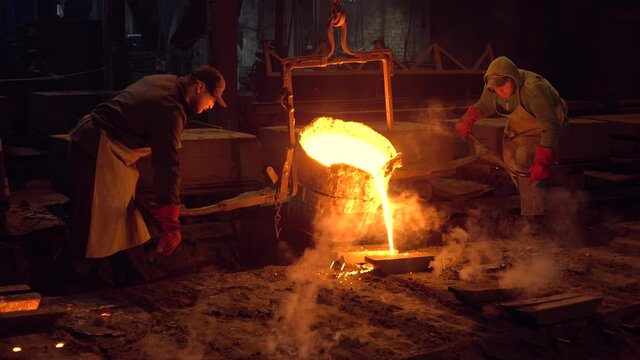 metallurgy smelting of cast iron