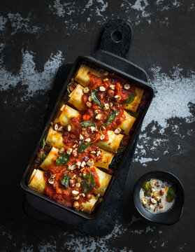 Baked stuffed cannelloni