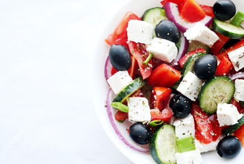 greek salad with feta cheese