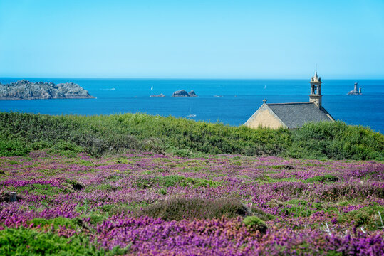 The atlantic coast at the Pointe du Raz in Cap Sizun, in Finist&egrave;re, Britanny, France