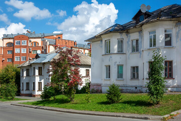 Fototapeta premium Tomsk, old apartment buildings