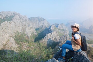 Naklejka premium hiker in the mountains
